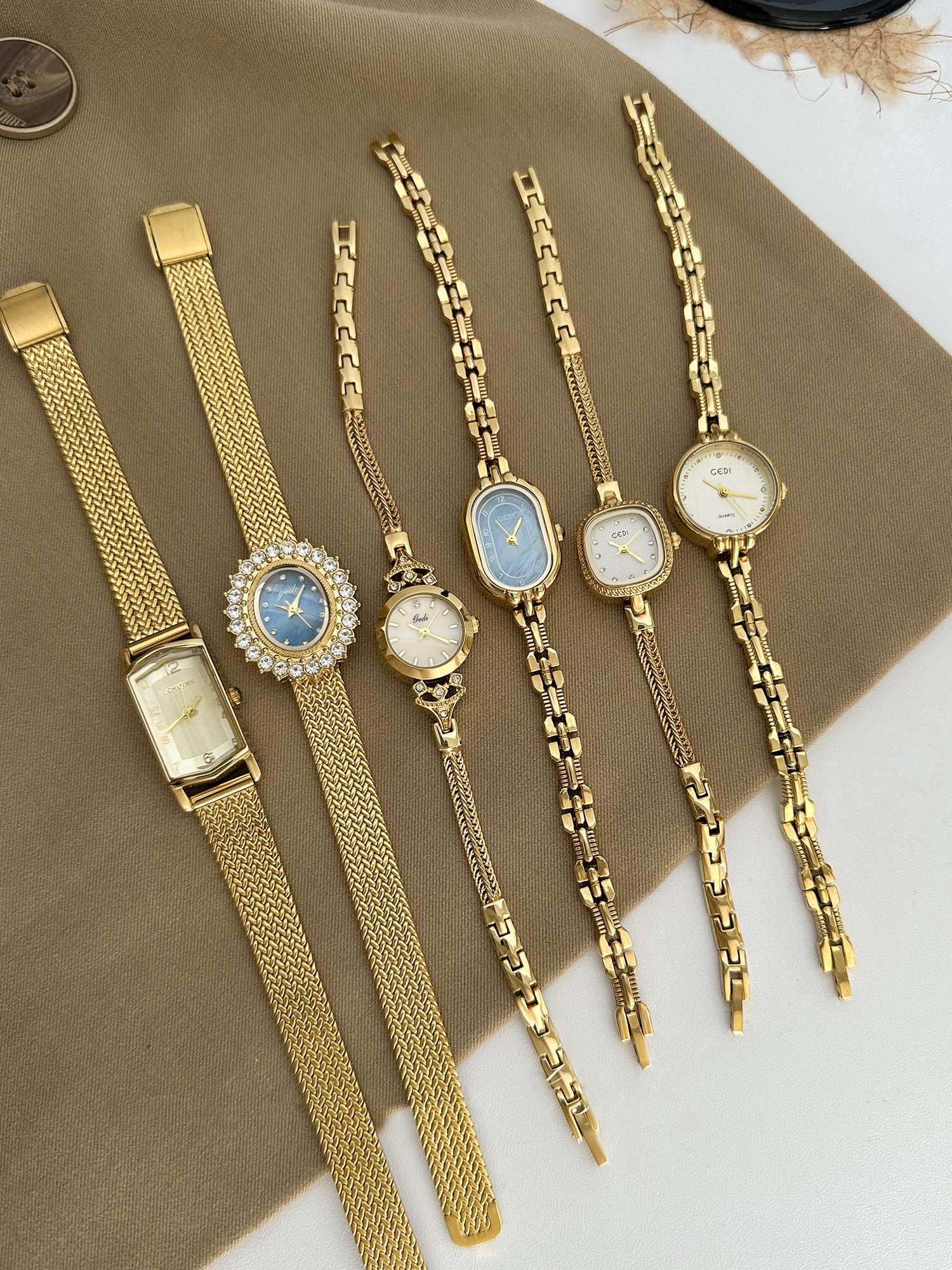 Luxury Watch Vintage - Vintage Gold Women's Watch Collection Retro