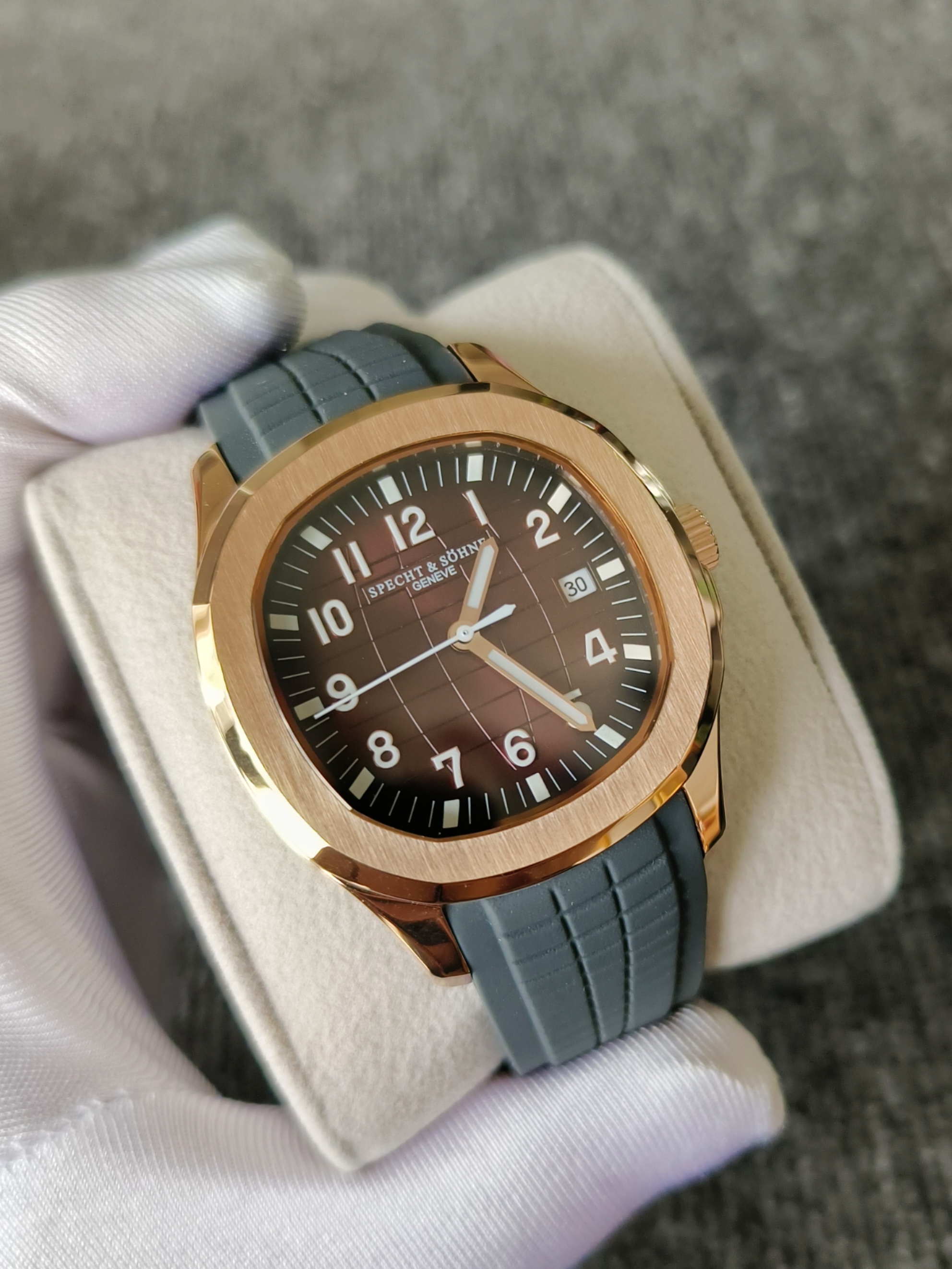 Specht&Sohne Luxury Fashion Bu – Luxury Watch Arabic recenzja i cena