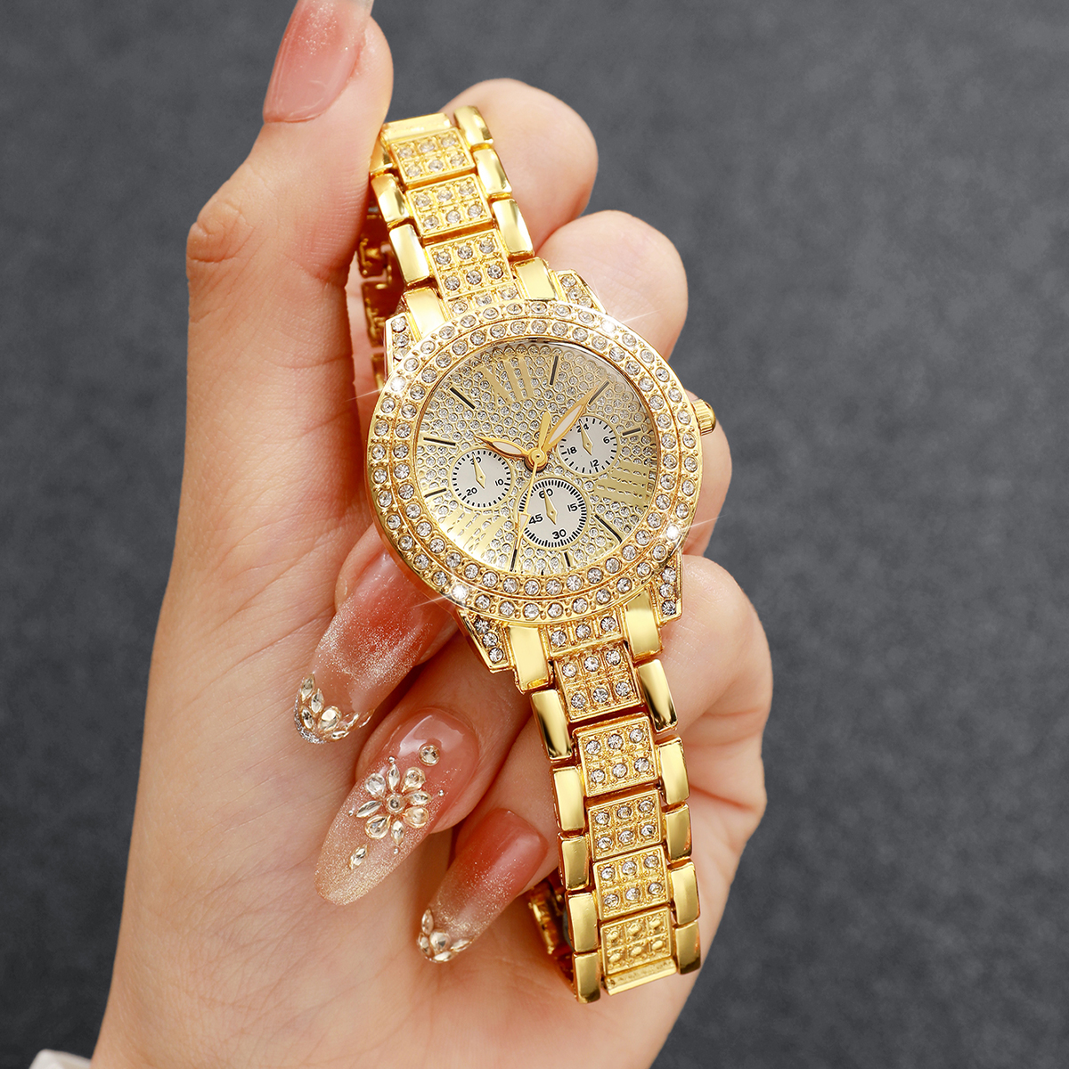 Fashion Decorative Three-eyes  – Ladies Luxury Watch recenzja i cena