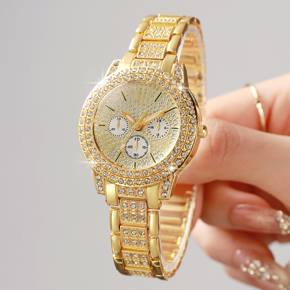 Fashion Decorative Three-eyes  – Ladies Luxury Watch recenzja i cena