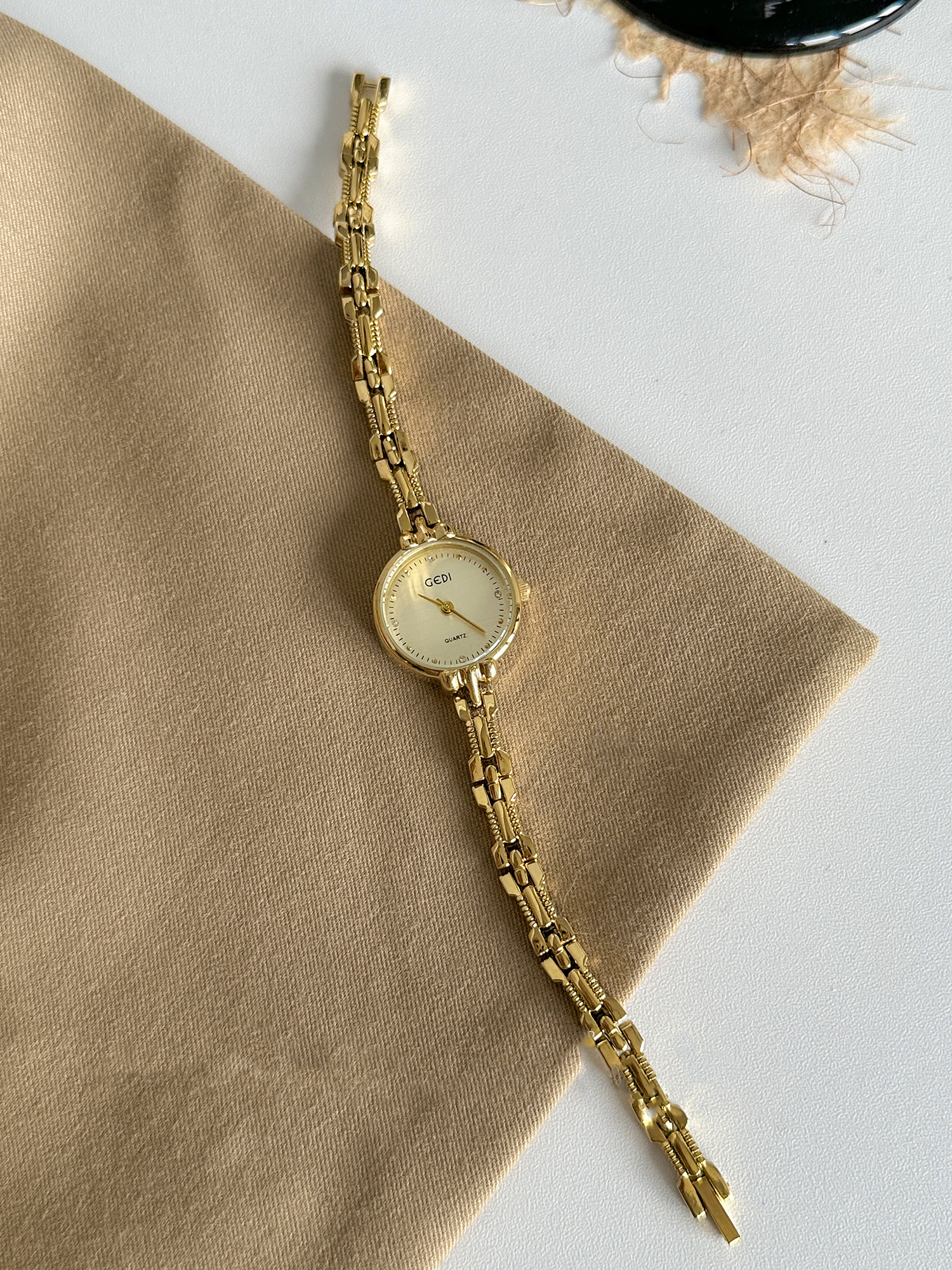Vintage Gold Women's Watch Col – Luxury Watch Vintage recenzja i cena
