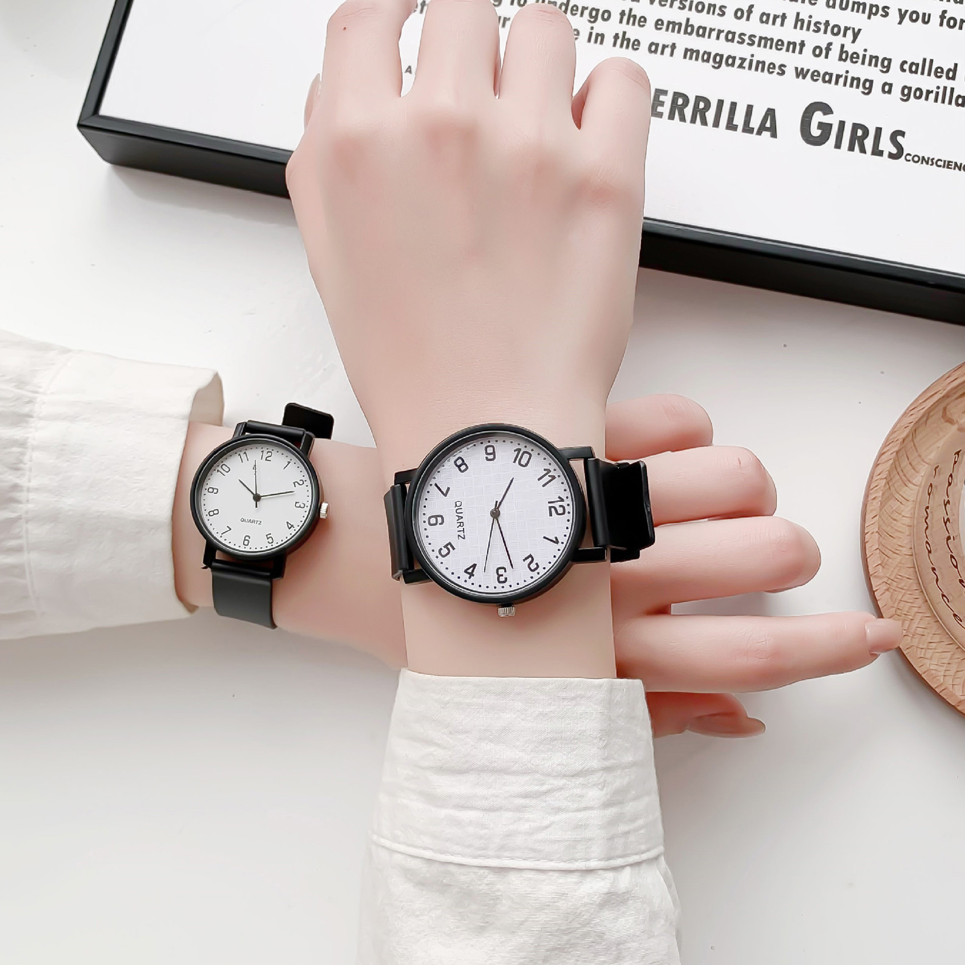 Simple Black Watch Quartz Watc – Ladies Luxury Watch recenzja i cena